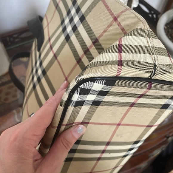 Burberry shoulder bag - Picture 11 of 13